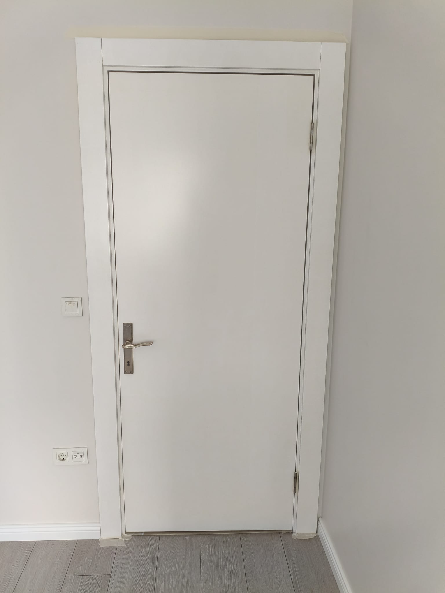 Kapı Boyama fotoğrafı